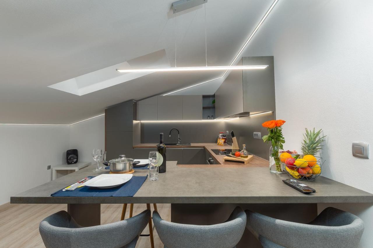 Apartment Ena Near Pula Amphitheater מראה חיצוני תמונה