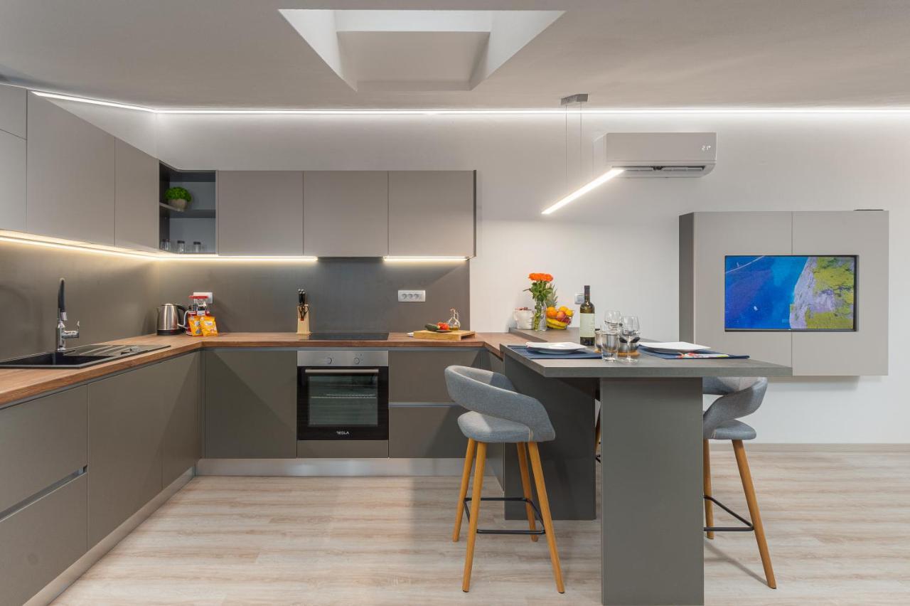 Apartment Ena Near Pula Amphitheater מראה חיצוני תמונה