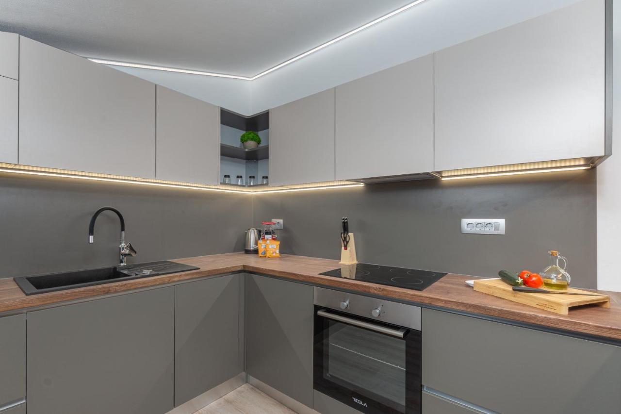 Apartment Ena Near Pula Amphitheater מראה חיצוני תמונה
